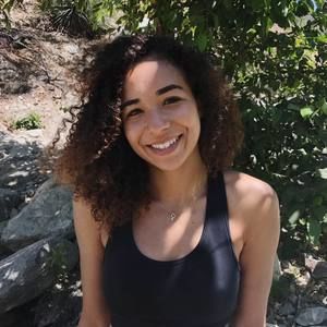 Meet your Posher, Devyn